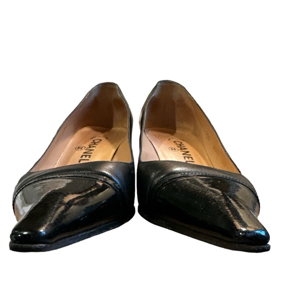 Chanel Pointed Toe Pumps - Picture 2 of 8